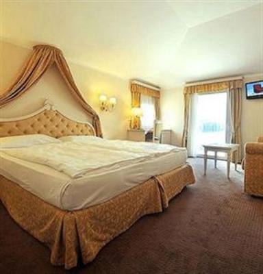 фото отеля Parc Hotel Du Lac Levico Terme