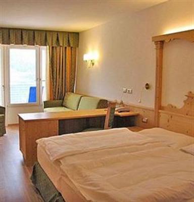 фото отеля Parc Hotel Du Lac Levico Terme