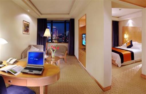 фото отеля Novotel Wuhan Xinhua