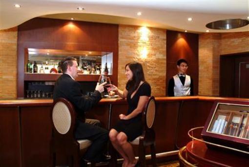 фото отеля Novotel Wuhan Xinhua