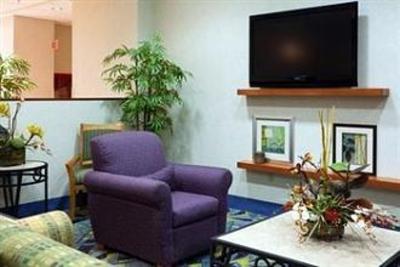 фото отеля Holiday Inn Express Hotel & Suites Toluca Zona Aeropuerto