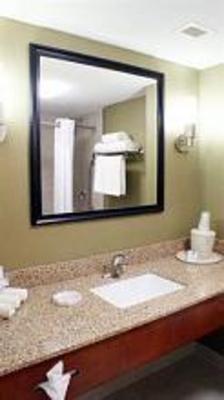 фото отеля Holiday Inn Express Hotel & Suites Toluca Zona Aeropuerto
