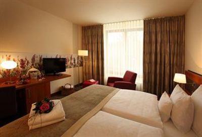 фото отеля Lindner Sport & Aktiv Hotel Kranichhohe