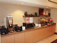 La Quinta Inn & Suites Atlanta Perimeter Medical