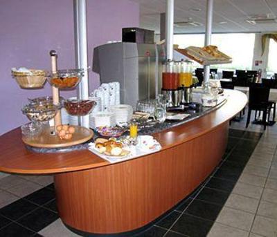 фото отеля Cristal Hotel Clermont-Ferrand