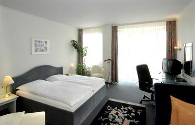 фото отеля Berliner Baer