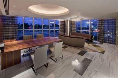 фото отеля Casa Moderna Miami