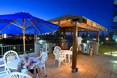 фото отеля Gemini Court Holiday Apartments