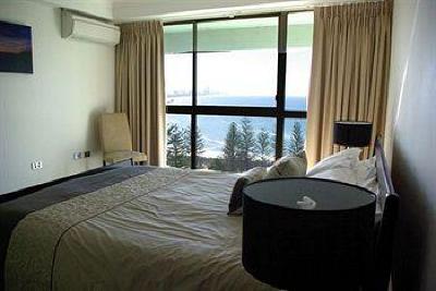 фото отеля Gemini Court Holiday Apartments