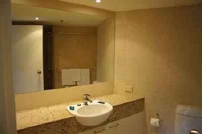 фото отеля Gemini Court Holiday Apartments