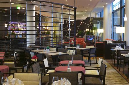 фото отеля Holiday Inn Helsinki City West