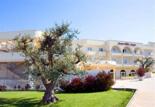 фото отеля Grand Hotel Olimpo