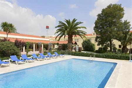 фото отеля Hotel Ibis Setubal