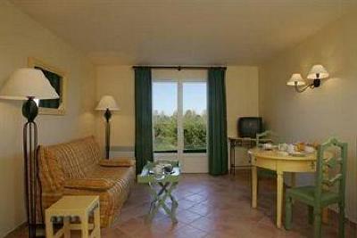 фото отеля Domaine des Portes de Sologne Hotel