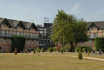 фото отеля Domaine des Portes de Sologne Hotel