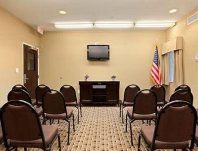 фото отеля Microtel Inn & Suites Jacksonville (Airport)