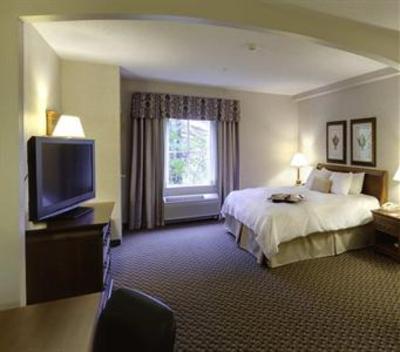 фото отеля Hampton Inn Bedford - Burlington