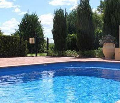 фото отеля Camden Valley Inn