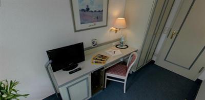 фото отеля Hotel Friesenhof Norderstedt