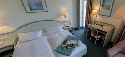 фото отеля Hotel Friesenhof Norderstedt