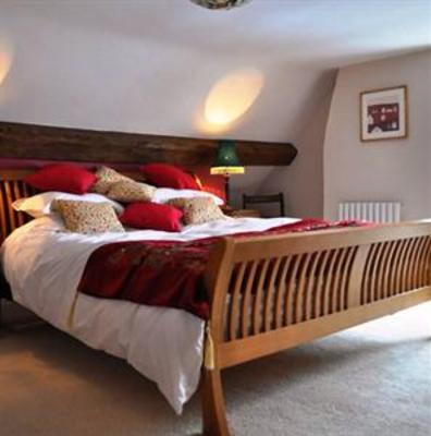 фото отеля Old Ivy House Bed & Breakfast