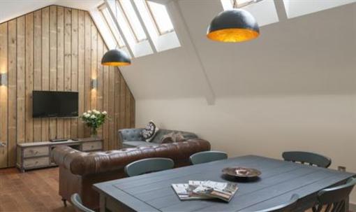 фото отеля The Lawrance Luxury Serviced Apartments