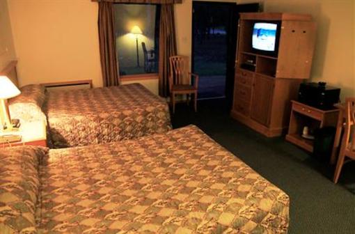 фото отеля Birchwood Motor Hotel