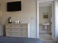 The Saracens Head Hotel Highworth