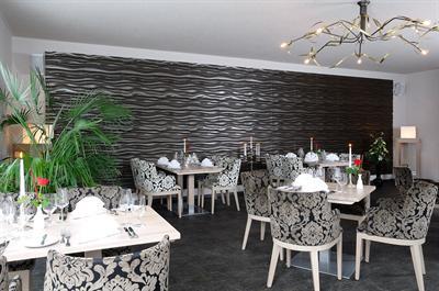 фото отеля Hotel Restaurant Schöne Aussicht