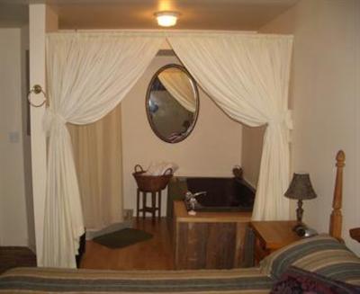 фото отеля Boutique Waterfront Lodge