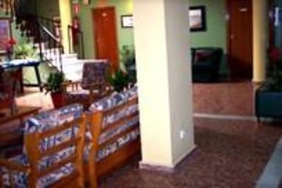 фото отеля Hotel Vazquez Diaz