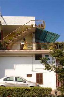 фото отеля International Travellers' Hostel