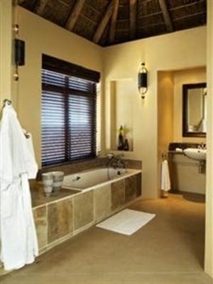 фото отеля Kuzuko Lodge Addo