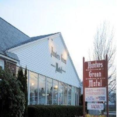 фото отеля Hunters Green Motel