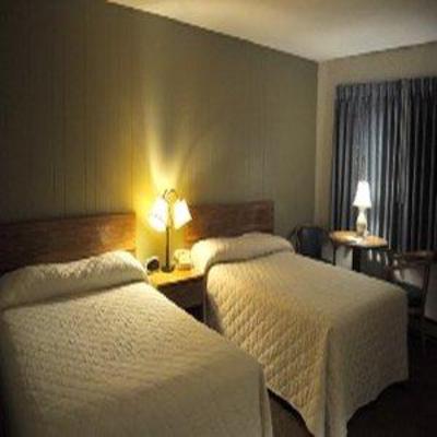 фото отеля Hunters Green Motel