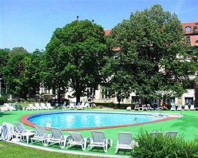 фото отеля Danubius Health Spa Resort Thermia Palace