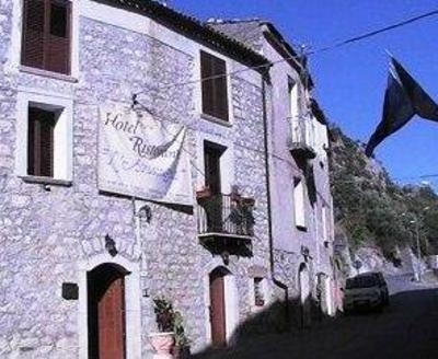 фото отеля Hotel l'Arcangelo Sant'Angelo a Fasanella