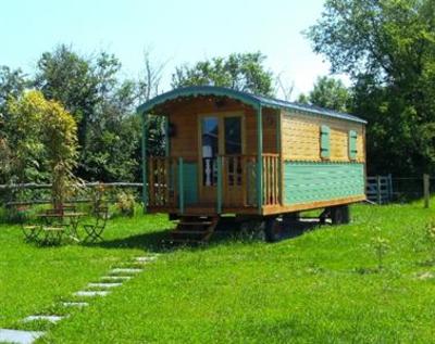 фото отеля Les Roulottes de La Brauderie