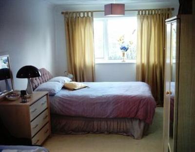 фото отеля Waratah Lodge Hayling Island