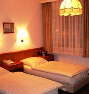 фото отеля Hotel Imperial Krefeld