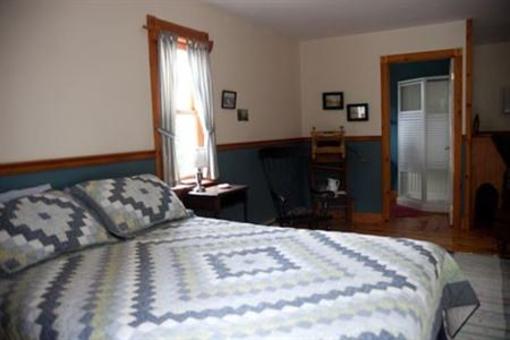 фото отеля Jackson's Falls Country Inn