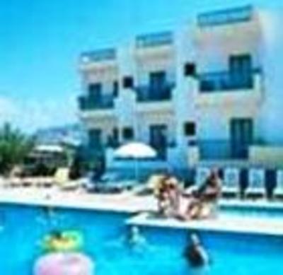 фото отеля Blue Sky Apartments