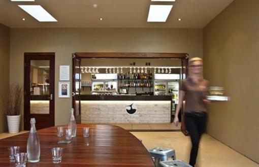 фото отеля The Huskisson