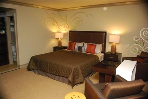 фото отеля Friendly Hills Inn