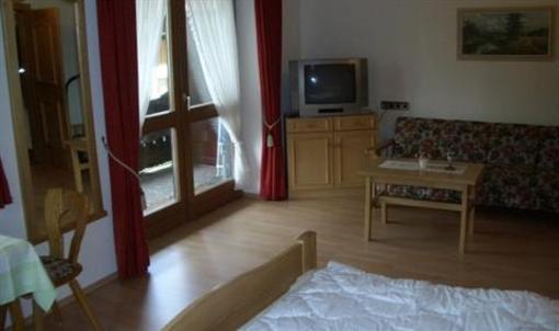 фото отеля Alpchalet Hotel Reit im Winkl