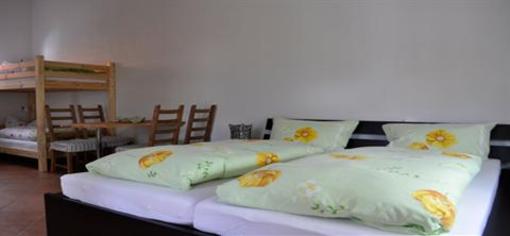 фото отеля Gastehaus Cafe Galerie Am Bach Arnbruck