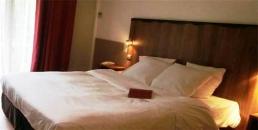 фото отеля Logis Hotel La Truite Doree