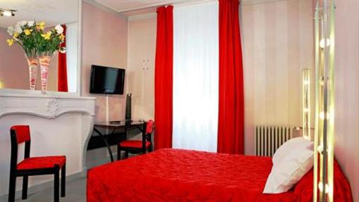 фото отеля Hotel De La Cloche Dole