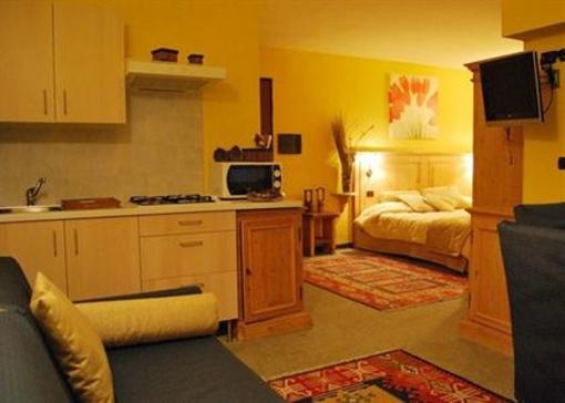 фото отеля Residence Petit Chalet Apartments Sestriere