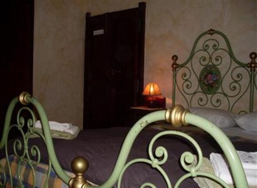 фото отеля Old Garden Bed & Breakfast Cosenza